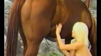 Hot blonde vixen treats her hunk to a delightful oral pleasure